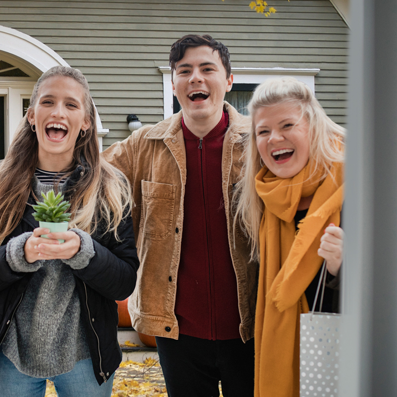 Preview image for article: Be the Best Host EVER This Holiday Season